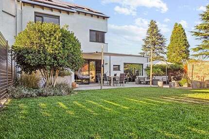 Haus zum Kaufen in Hanhofen 849.000,00 € 270 m²