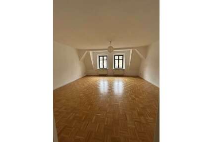 Wohnung zum Mieten in Görlitz 550,00 € 96.57 m²