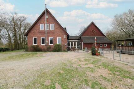 Viel Platz für Tiere, Mitmenschen, Herzensprojekte - raus in die Natur! - Neukirchen