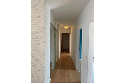 Wunderschöne 130qm 4 Zimmer-Wohnung im Herzen von Uetersen