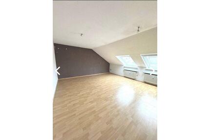 Zentrale Dachgeschosswohnung im Herzen von Wallenhorst