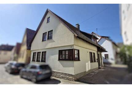 Haus zum Kaufen in Röttingen 265.000,00 € 110 m²