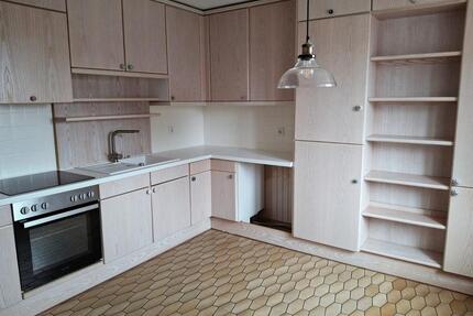 Obergeschosswohnung mit Balkon - 460,00&nbsp;EUR Kaltmiete, ca.&nbsp; 77,00&nbsp;m&sup2; in Brilon (PLZ: 59929)