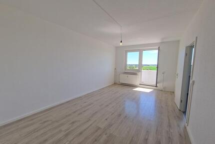 Ihr neues Zuhause: 2 Zimmer mit Balkon & Badewanne & 500,-€ Einzugsgutschein - Aken (Elbe)