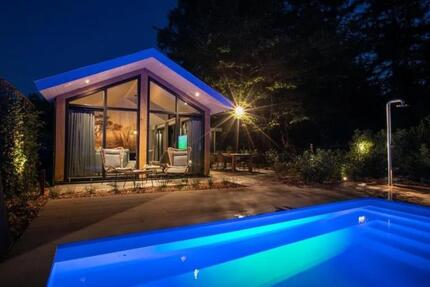 Luxuriöse Lodge mit (beheiztem) Privatpool - Wuppertal Elberfeld