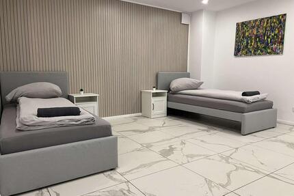 Voll ausgestattetes Haus in Dreieich – für 6 Betten, WLAN, Waschmaschine, Trockner, Küche inklusive.