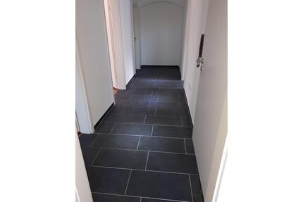 4-Zimmer-Wohnung mit Balkon, Garage & Keller in Leopoldshafen - Eggenstein-Leopoldshafen