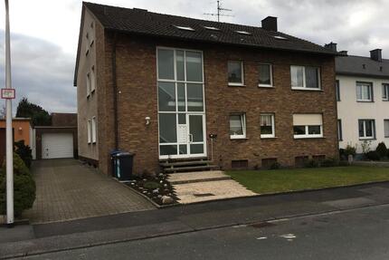Helle und freundliche 2-Zimmerwohnung im DG eines 6-Fam. Whs - Hamm Herringen