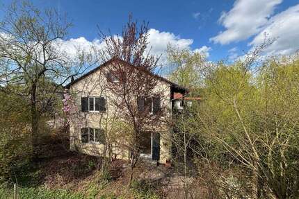 Haus zum Kaufen in Traunstein 750.000,00 € 163.97 m²