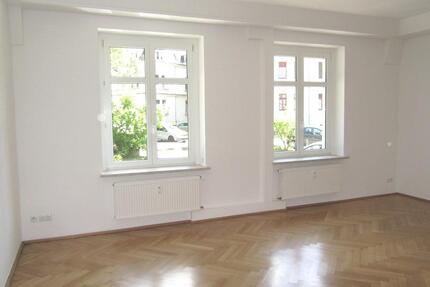 Die ideale Stadtwohnung... - 480,00&nbsp;EUR Kaltmiete, ca.&nbsp; 83,00&nbsp;m&sup2; in Zwickau (PLZ: 08058) Zwickau-Nord