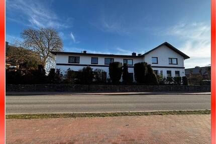 im Erdgeschoss - mit Renovierungsbedarf - SP am Haus - Lütjensee