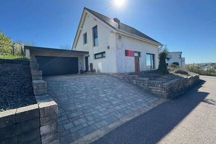 Schönes Einfamilienhaus in ruhiger Lage mit Garten - Perl Sinz