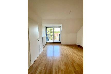 Schöne, helle Wohnung mit Balkon in Essen-Haarzopf