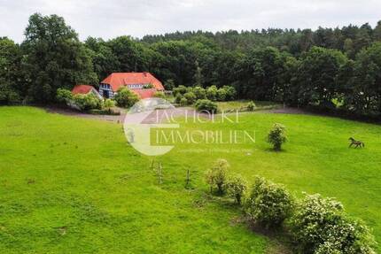 Fachwerkjuwel in Alleinlage: Einzigartiges Landhaus für Pferdeliebhaber mit rd. 3,8 ha arrond. Land - Bienenbüttel / Wichmannsburg