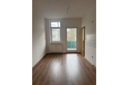 Renovierte, helle 3 Zimmerwohnung - Plauen Preißelpöhl