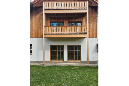 Neubau-Erdgeschosswohnung in Valley – 102 m², Erstbezug