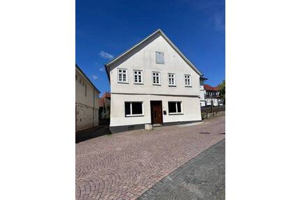 Feine Erdgeschoss-Wohnung zu vermieten! in zentraler Wohnlage der Dom & Kaiserstadt Fritzlar