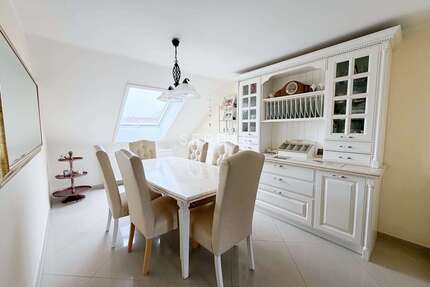 Wohnung zum Kaufen in Schorndorf 360.000,00 € 91 m²