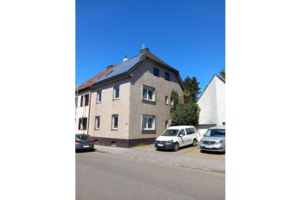 Ein- bis Zweifamilienhaus mit Obstgarten in Bardenberg - Würselen