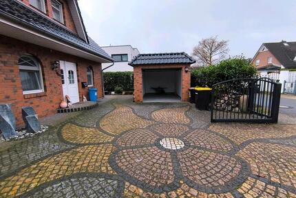 Großzügige Doppelhaushälfte mit Blick ins Grüne - Halstenbek