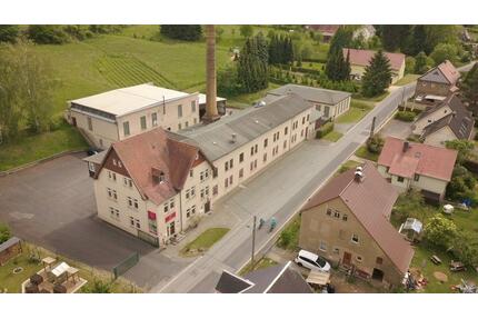 Großzügige Gewerbe- und Wohngebäude ca. 4830m² zu verkaufen - Großschönau