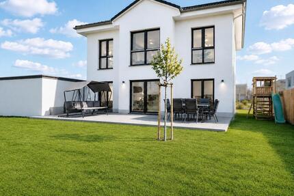 Hochwertige Stadtvilla mit Garten & viel Raum für Familie - Dessau-Roßlau
