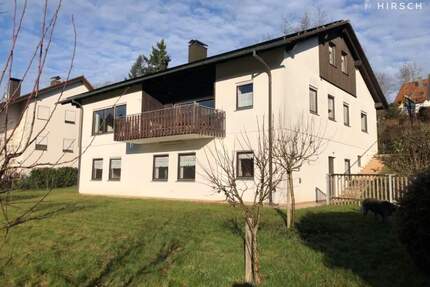 Wohnhaus mit Einliegerwohnung in ruhiger Lage von Zirndorf