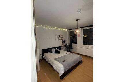 Ab sofort! Zimmer in einer 3 Personen WG - Offenbach am Main