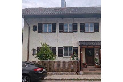 Doppelhaushälfte zu verkaufen - 690.000,00&nbsp;EUR Kaufpreis, ca.&nbsp; 185,00&nbsp;m&sup2; in Bad Aibling (PLZ: 83043)