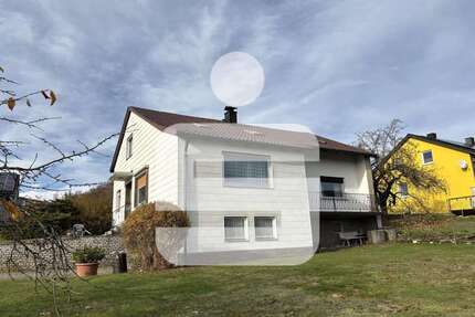 Haus zum Kaufen in Oberviechtach 197.000,00 € 190 m²