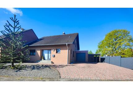 Lichtdurchflutetes modernisiertes Raumwunder, ideal für Familien - Bedburg