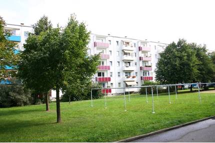 frisch sanierte 4-Raum-Wohnung im 1. OG - Schwerin Lankow
