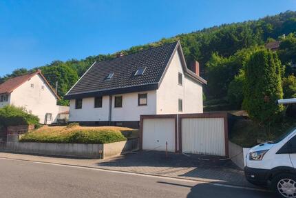 Exklusives Einfamilienhaus mit reichlich Ausbaupotential - Neustadt an der Weinstraße