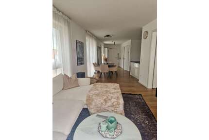 Wohnung zum Mieten in Königsbrunn 925,00 € 66 m²
