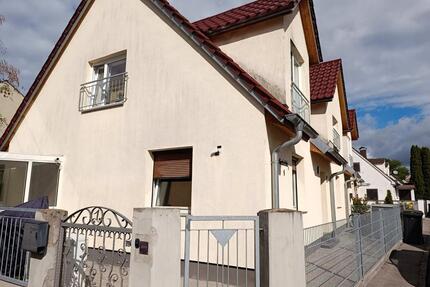 Provisionsfrei - Wohnung mit Gartenanteil in kleiner Wohnanlage - Augsburg Oberhausen