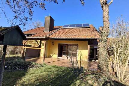 Haus zum Kaufen in Fridolfing 529.000,00 € 138.76 m²