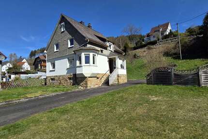 Haus zum Kaufen in Bad Laasphe 197.000,00 € 130 m²