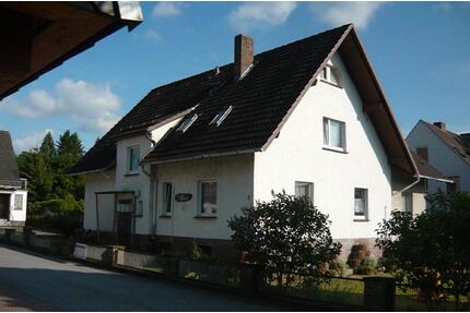 Schönes Ein- Zweifamilienhaus provisionsfrei - Holzminden
