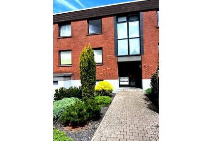 Solides, gepflegtes 6 Familienhaus in guter Lage. - Jülich Selgersdorf