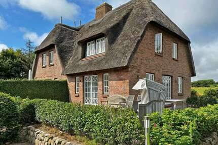 Haus zum Kaufen in Utersum Hedehusum 1.050.000,00 € 153 m² - Utersum / Hedehusum