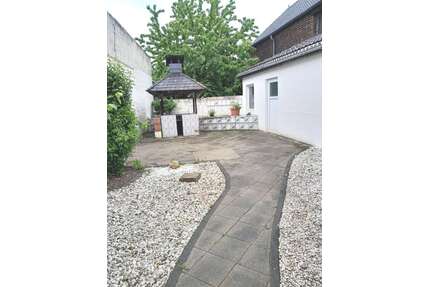 Haus zum Kaufen in Erftstadt-Bliesheim 335.000,00 € 146 m²