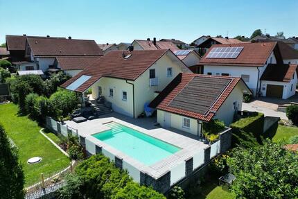 Modernes EFH mit Pool, Doppelgarage u.v.m. - Wurmannsquick