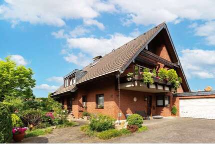 Haus zum Kaufen in Leichlingen 735.000,00 € 232 m²