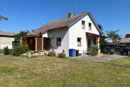 Haus zum Kaufen in Osterhofen 249.000,00 € 100.36 m²
