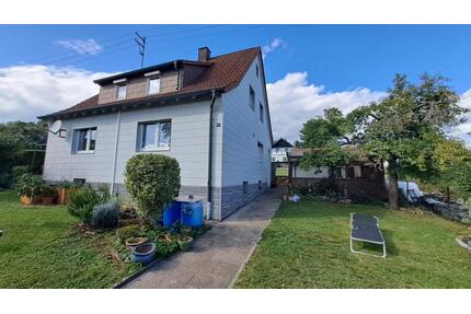 Bopfingen: Einfamilienhaus mit großem Garten und Garage