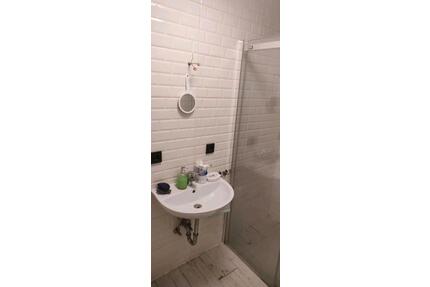 1 Zimmer Wohnung mit Möblierung zu vermieten schon ab 01.06.26 - Saarbrücken West