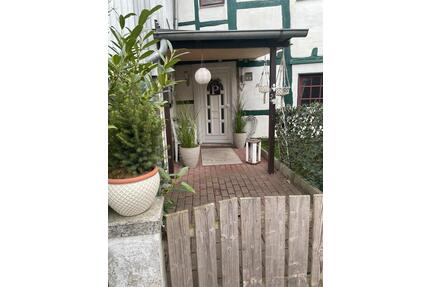 Haus 3,5 ZKB EBK 107qm - 950,00&nbsp;EUR Kaltmiete, ca.&nbsp; 107,00&nbsp;m&sup2; in Hofgeismar (PLZ: 34369)