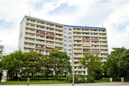 Wohnung zum Mieten in Brandenburg an der Havel 361,40 € 55.6 m²