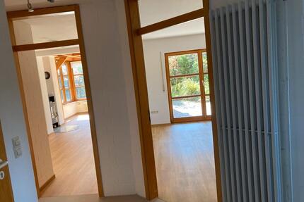 Helle 2 Zimmer-Einliegerwohnung mit Terrasse in Entringen - Ammerbuch