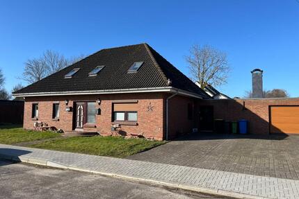 Einfamilienhaus - 300.000,00&nbsp;EUR Kaufpreis, ca.&nbsp; 165,00&nbsp;m&sup2; in Meldorf (PLZ: 25704)
